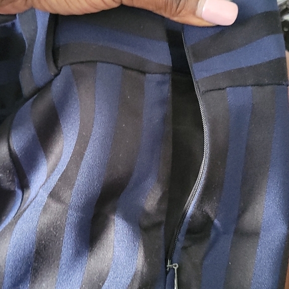 Lovers and friends Tailored high Waisted shorts Blue And Black Stripes - Picture 6 of 6